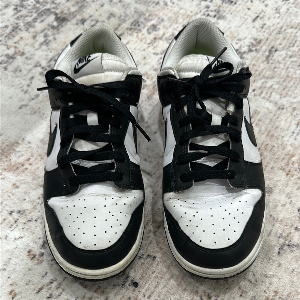 Nike Classic Black and White Athletic Shoes